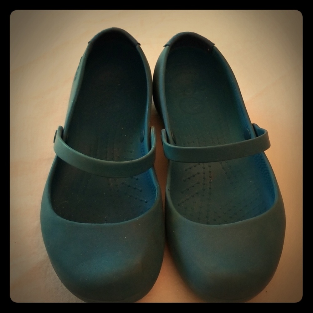 Crocs sandals 8